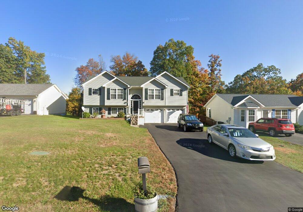 352 Longwood Dr, Bunker Hill, WV 25413 - photo 1