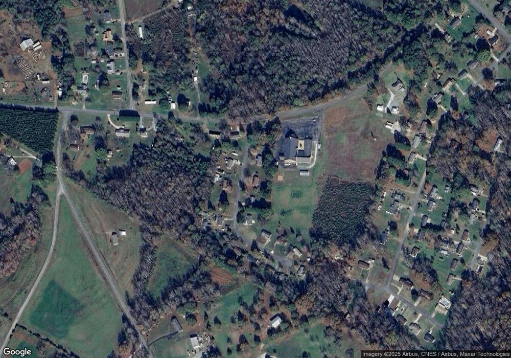 2105 Fernwood Dr, Shelby, NC 28152 - photo 1