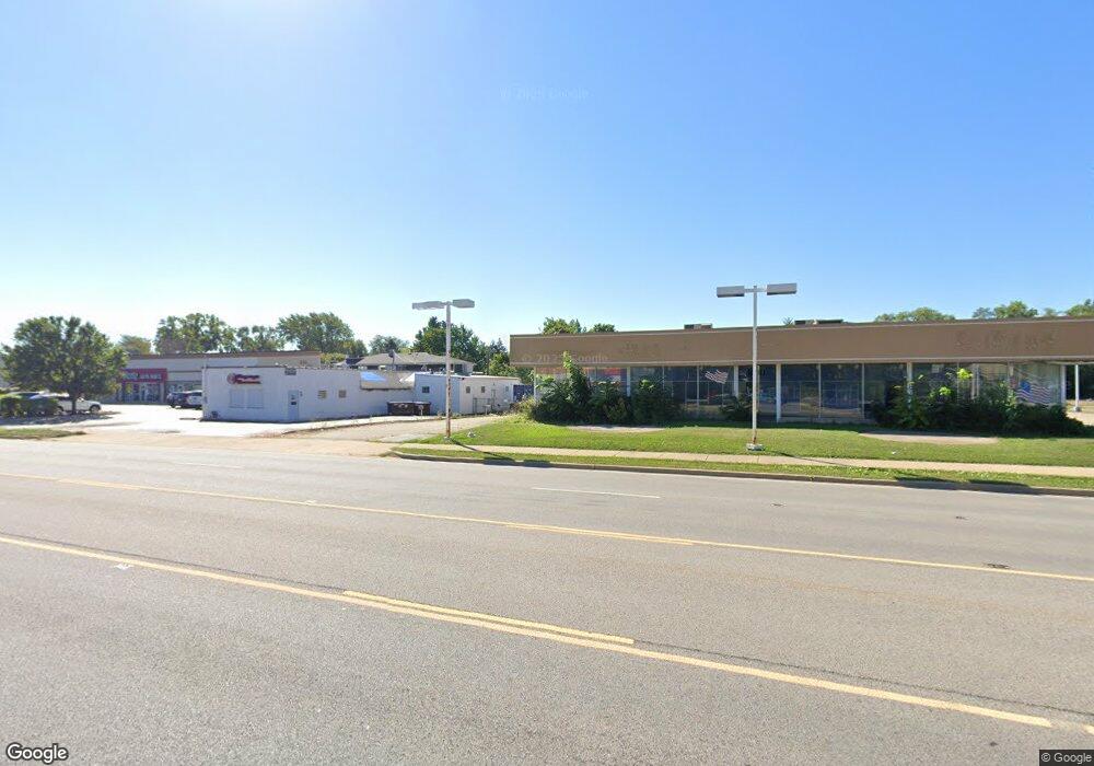 800 E Roosevelt Rd, Wheaton, IL 60187 - photo 1