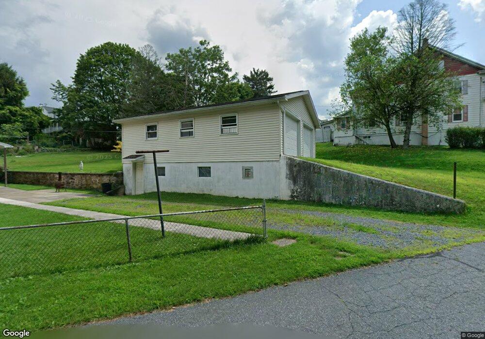 62 W 4th St, Jim Thorpe, PA 18229 - photo 1