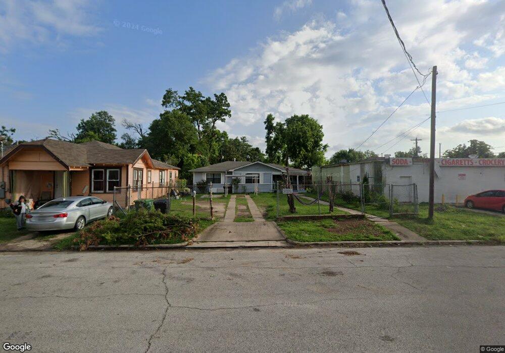 1315 Gaines St, Houston, TX 77009 - photo 1