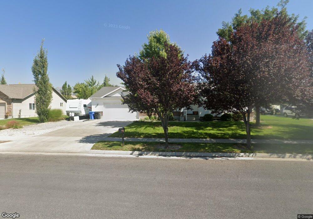 512 N 200 E, Smithfield, UT 84335 - photo 1