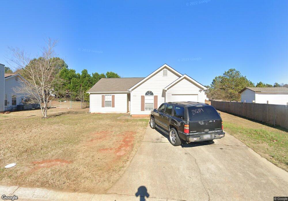 3548 Oak Leaf Ct unit II, Rex, GA 30273 - photo 1