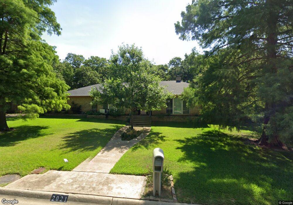 2021 Hollyhill Ln, Denton, TX 76205 - photo 1