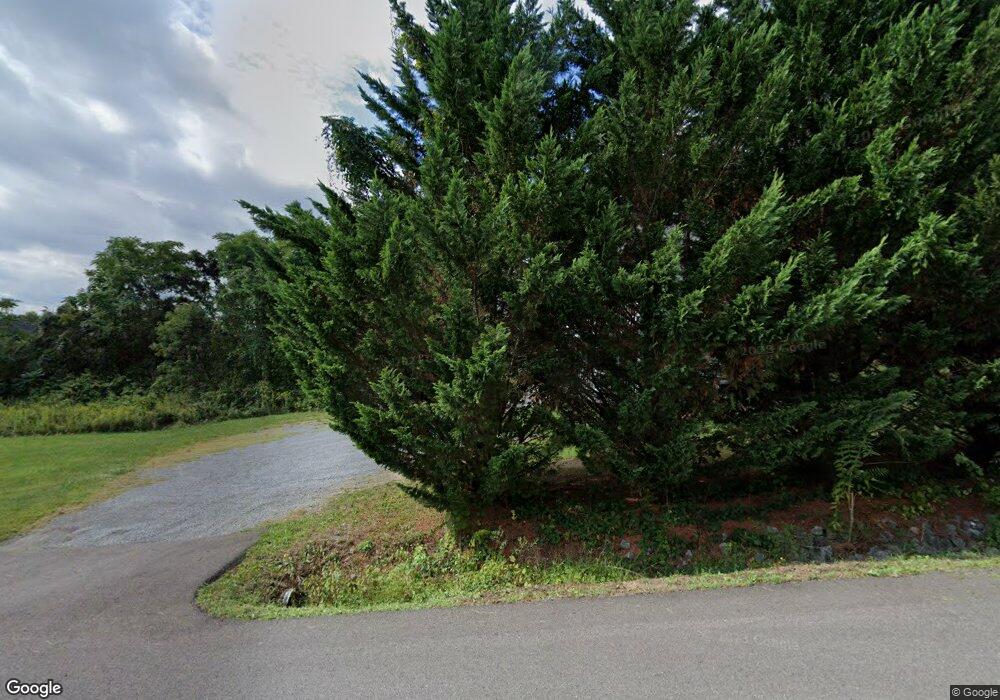 143 Southridge Dr unit 1, Berkeley Springs, WV 25411 - photo 1