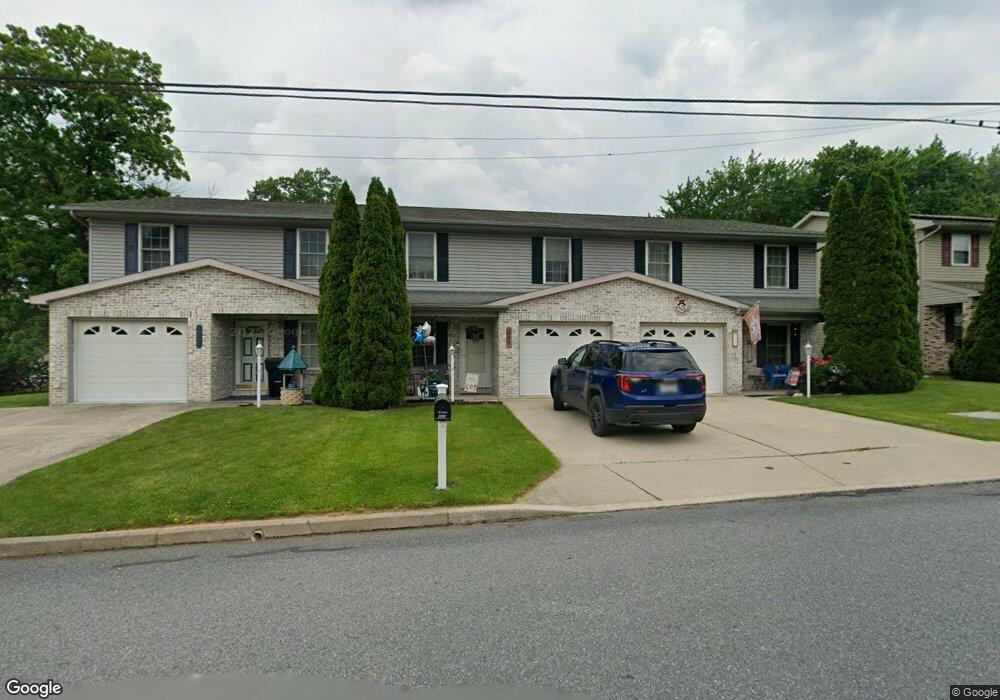 331 Oak St, Walnutport, PA 18088 - photo 1