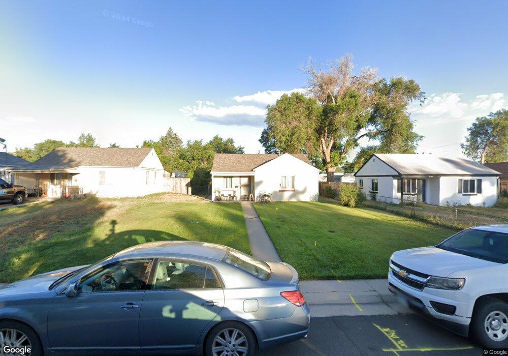 3425 Dexter St, Denver, CO 80207 - photo 1