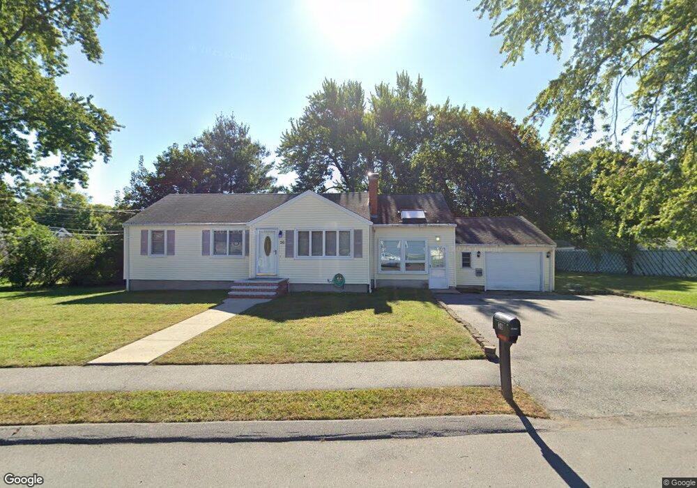 26 Samoset Rd, Woburn, MA 01801 - photo 1