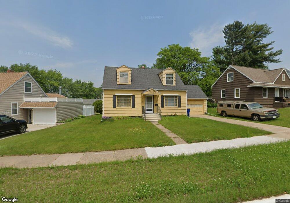 1402 E 10th St, Merrill, WI 54452 - photo 1