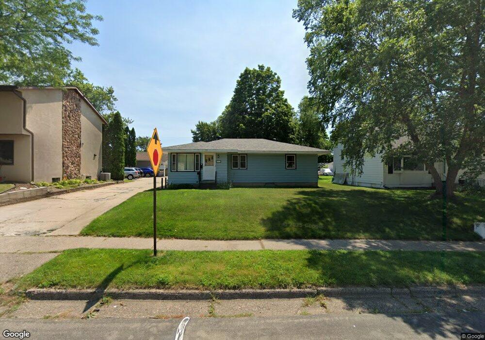 515 S 7th St, La Crescent, MN 55947 - photo 1