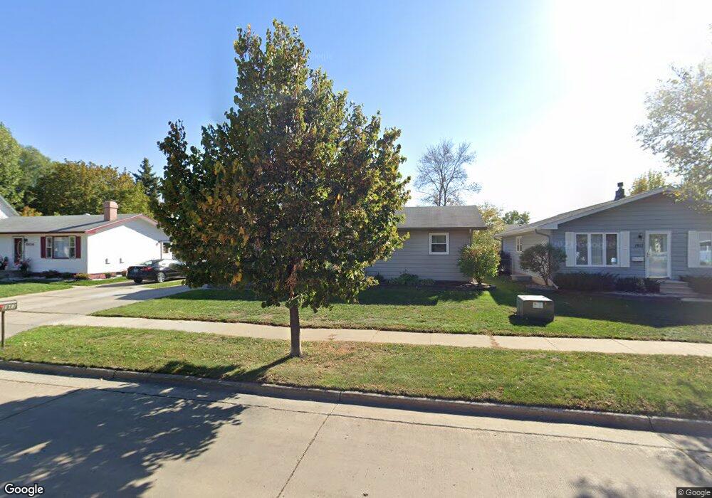 1913 22nd Ave S, Grand Forks, ND 58201 - photo 1