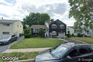 91 Albert Dr, Parlin, NJ 08859