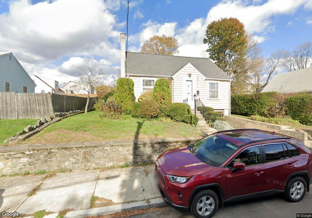 2 Sprague Ave, Riverside, RI 02915 - photo 1