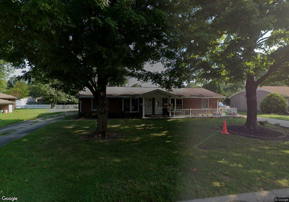 3720 Camelot Ln, Columbus, IN 47203 - photo 1