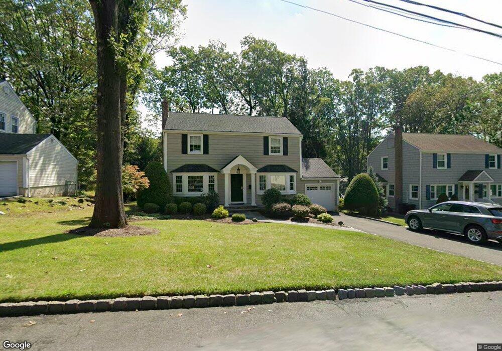 42 Wellington Rd, Livingston, NJ 07039 - photo 1