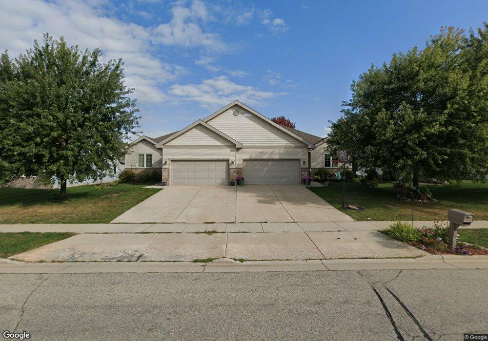 825 Oregon Parks Ave, Oregon, WI 53575 - photo 1