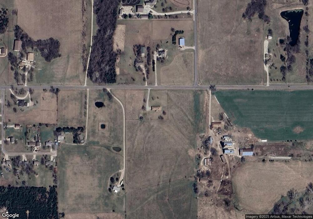 125 NW 82nd St, Topeka, KS 66617 - photo 1