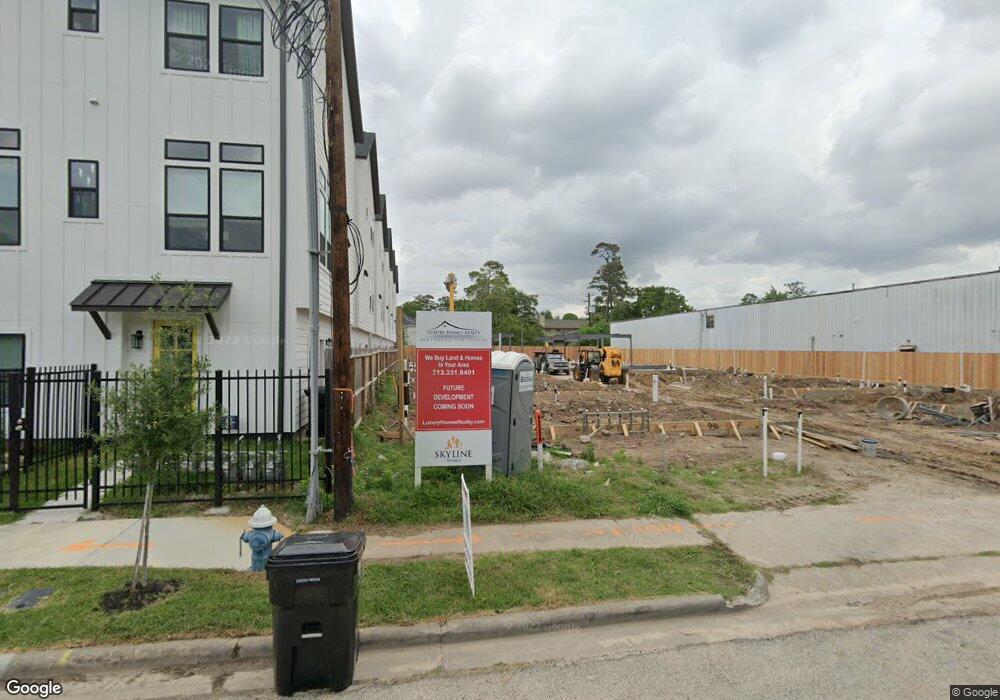 950 Fisher St unit D, Houston, TX 77018 - photo 1