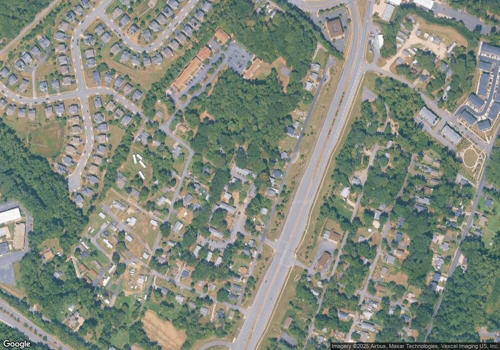 4110 Southway Ln, Triangle, VA 22172 - photo 1