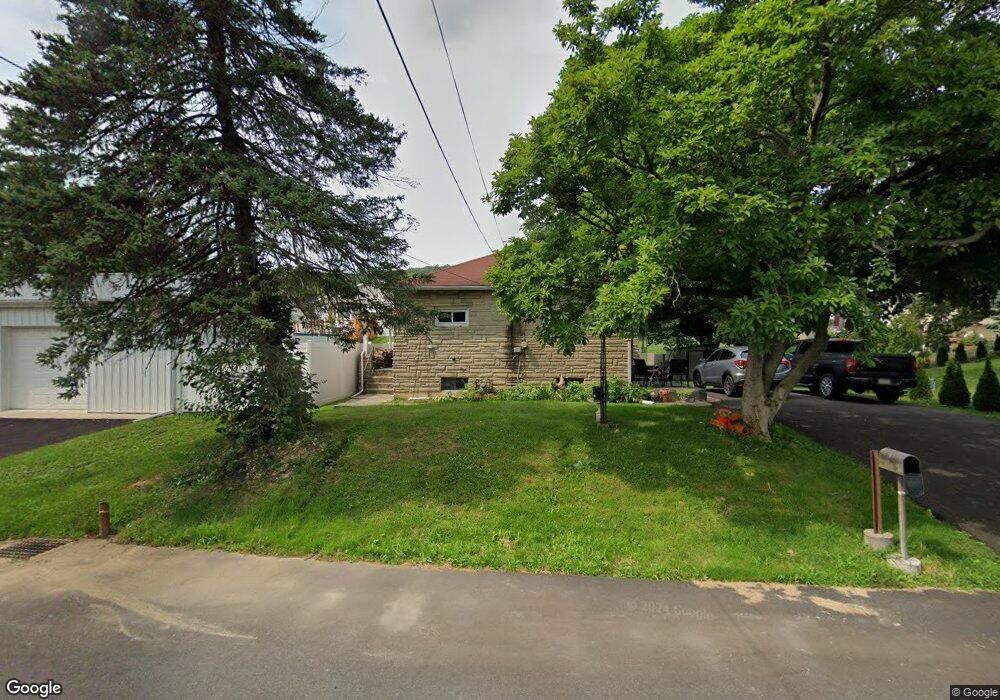 1217 Garden Ave, Allentown, PA 18103 - photo 1