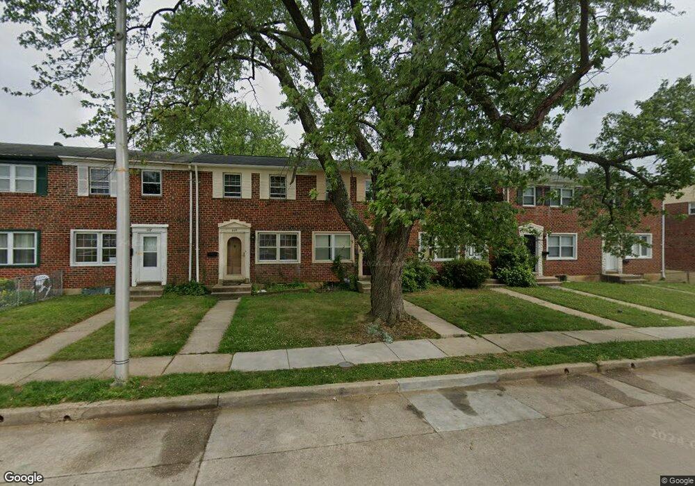 611 Charraway Rd, Baltimore, MD 21229 - photo 1