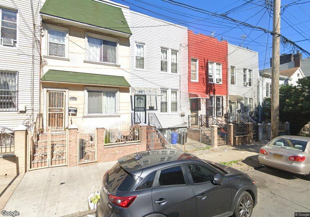 31 Hemlock St, Brooklyn, NY 11208 - photo 1