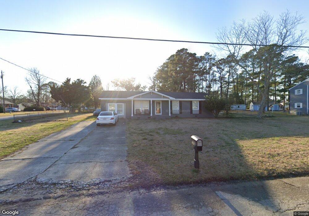 301 Tower Dr, Jacksonville, NC 28546 - photo 1