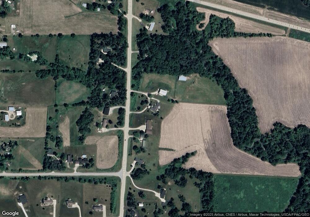 2088 W 28th St N, Newton, IA 50208 - photo 1