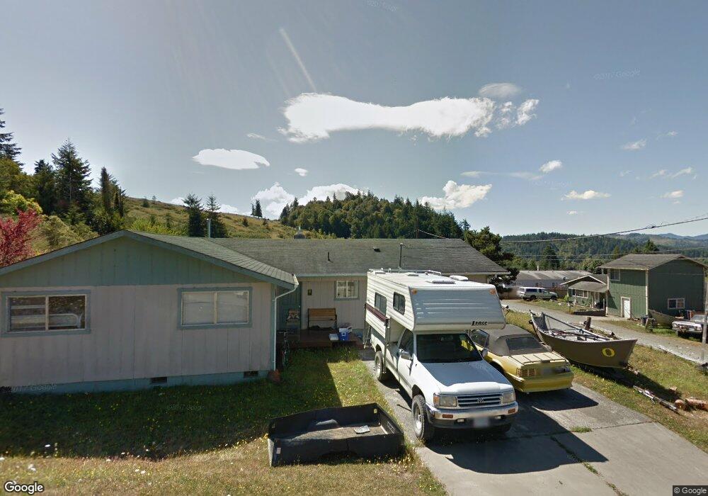2205 King Ln, Myrtle Point, OR 97458 - photo 1