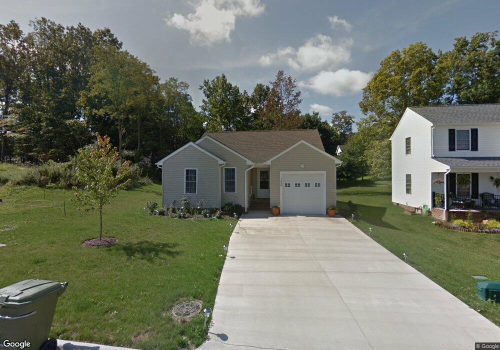 1528 C St, Waynesboro, VA 22980 - photo 1