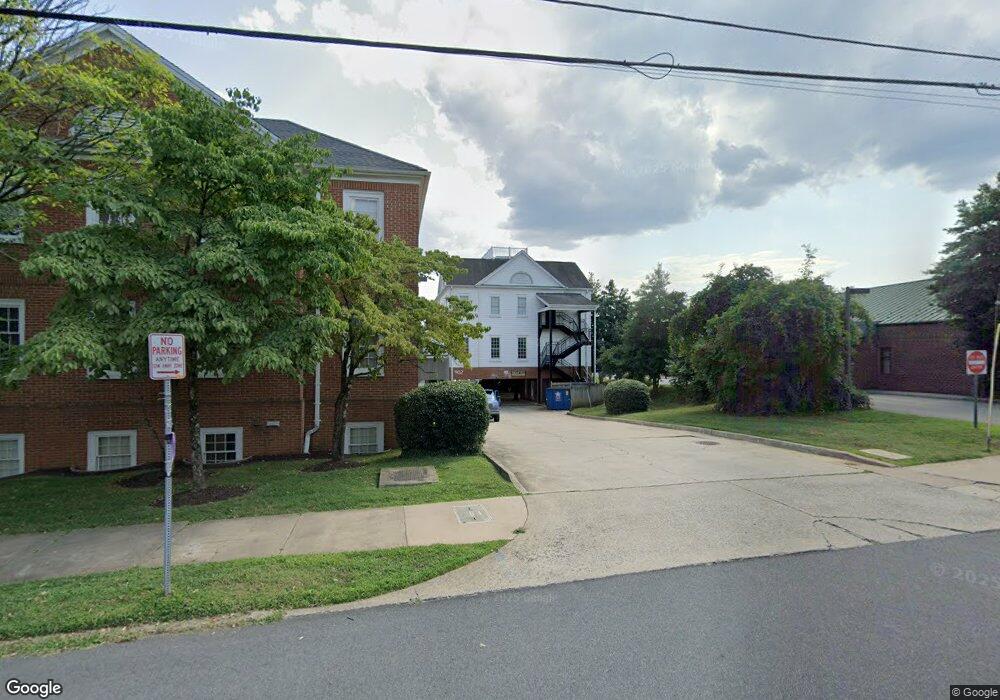 902 E Jefferson St unit 101, Charlottesville, VA 22902 - photo 1