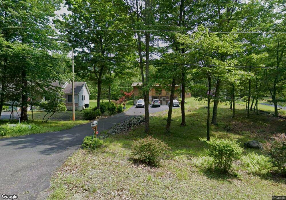 151 Rabbit Ct, Bushkill, PA 18324 - photo 1