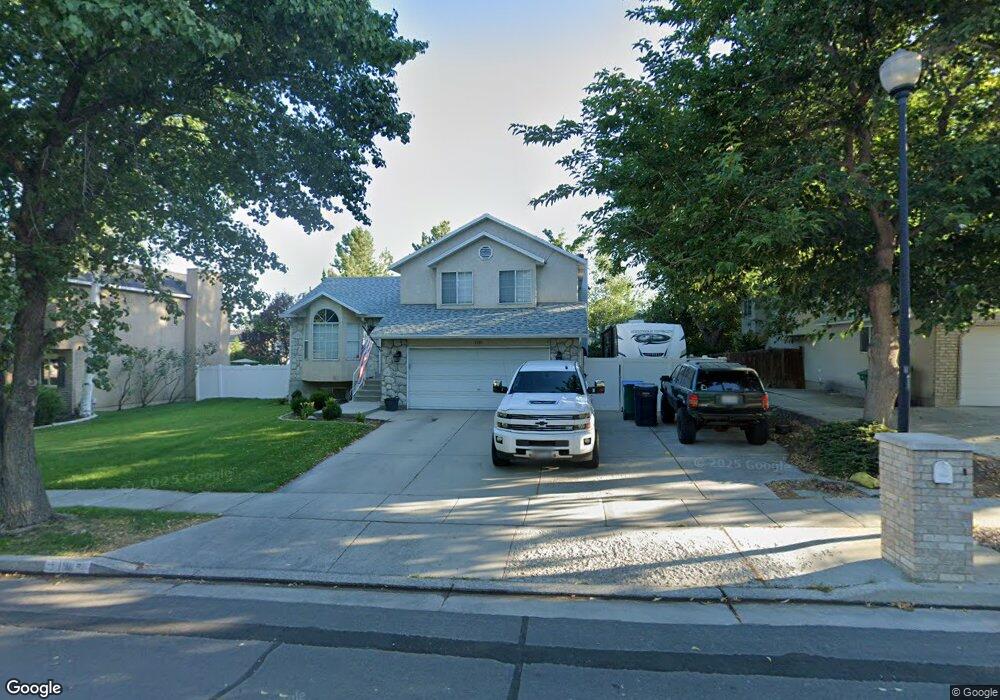 1111 E Old Dairy Rd, Sandy, UT 84094 - photo 1