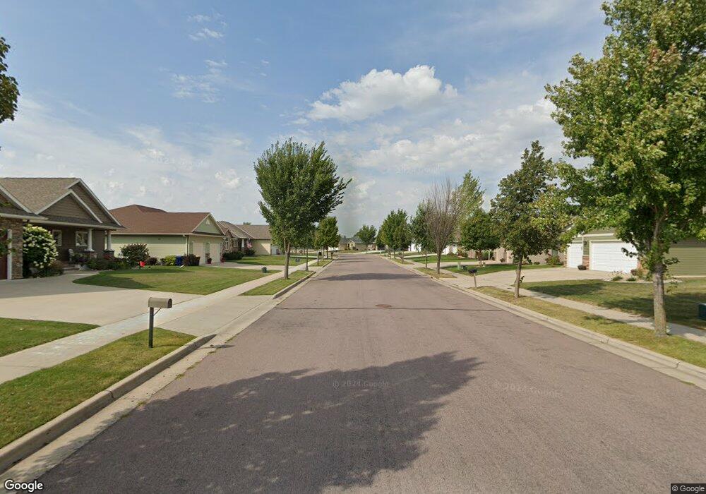 313 11th St N, New Ulm, MN 56073 - photo 1