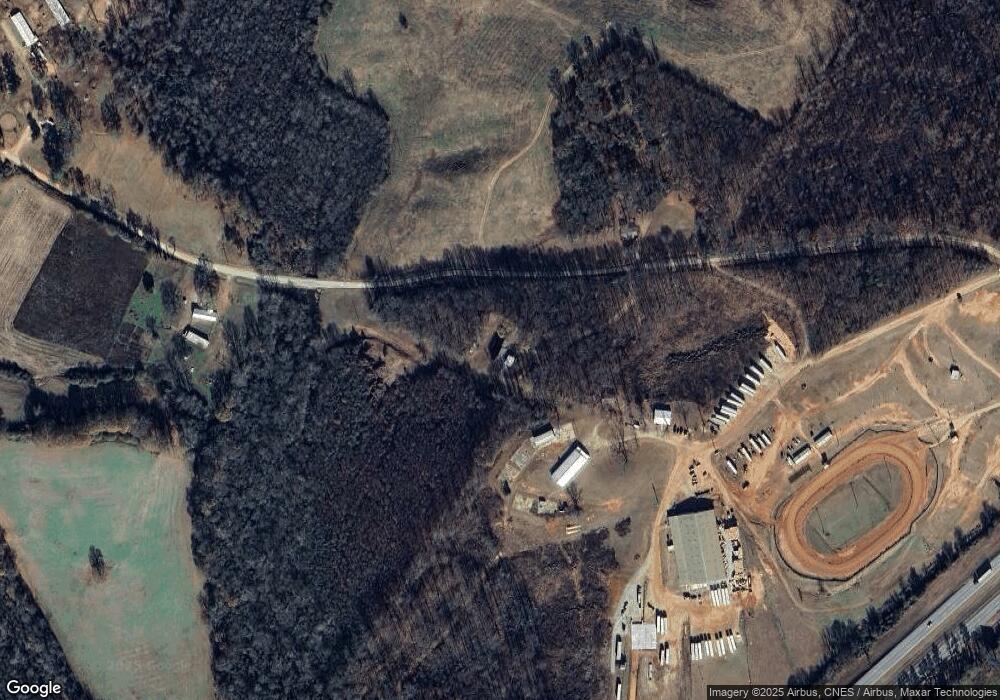 1585 Old Stagecoach Rd, Carnesville, GA 30521 - photo 1