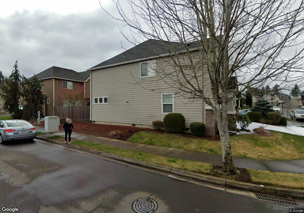 902 SW 18th Way, Troutdale, OR 97060 - photo 1