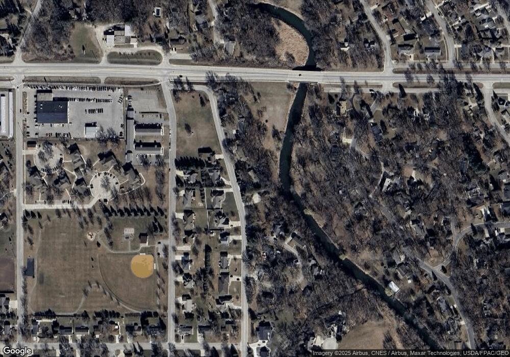 203 24th St SW, Austin, MN 55912 - photo 1