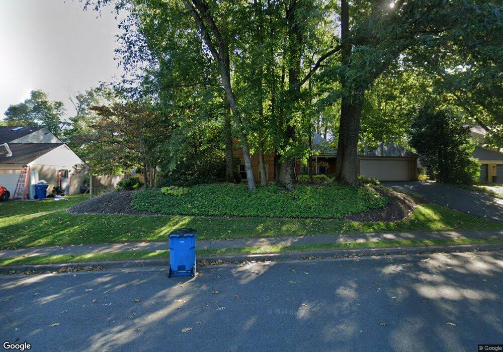 11823 Riders Ln, Reston, VA 20191 - photo 1