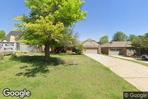 1115 Glenwood Ave, Nichols Hills, OK 73116