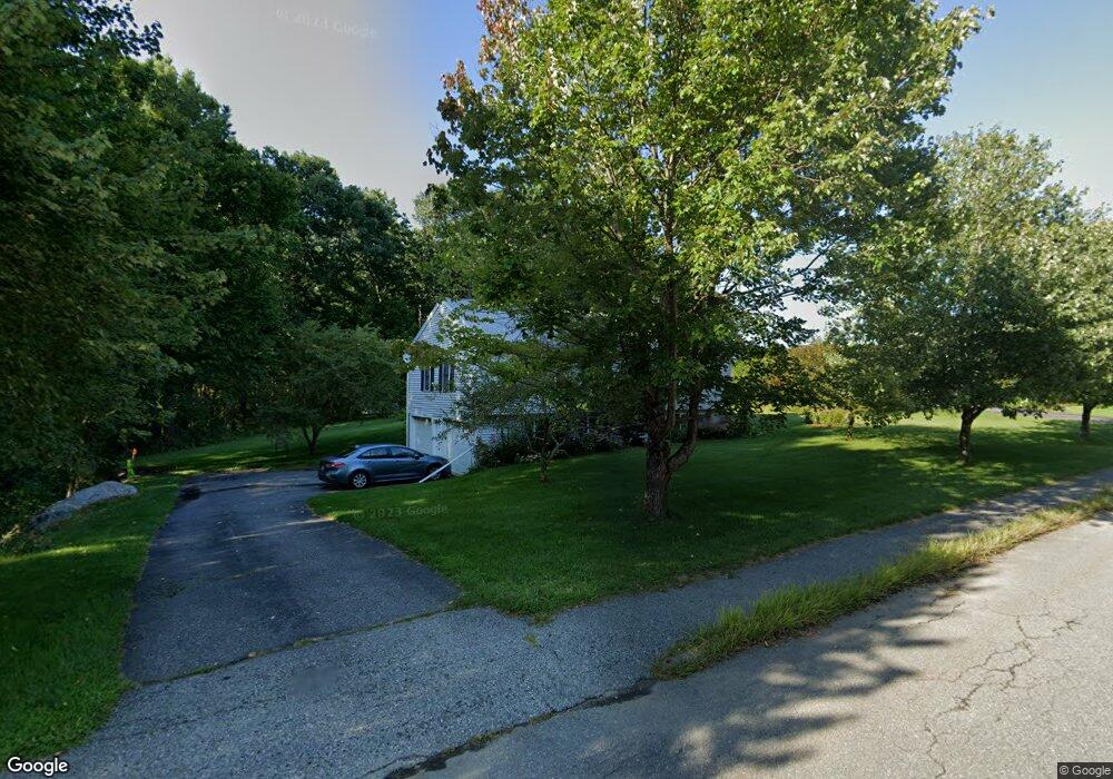 8 Sabina Cir, Rochdale, MA 01542 - photo 1