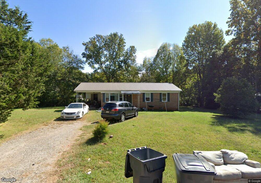 104 Imes Ct, Statesville, NC 28625 - photo 1