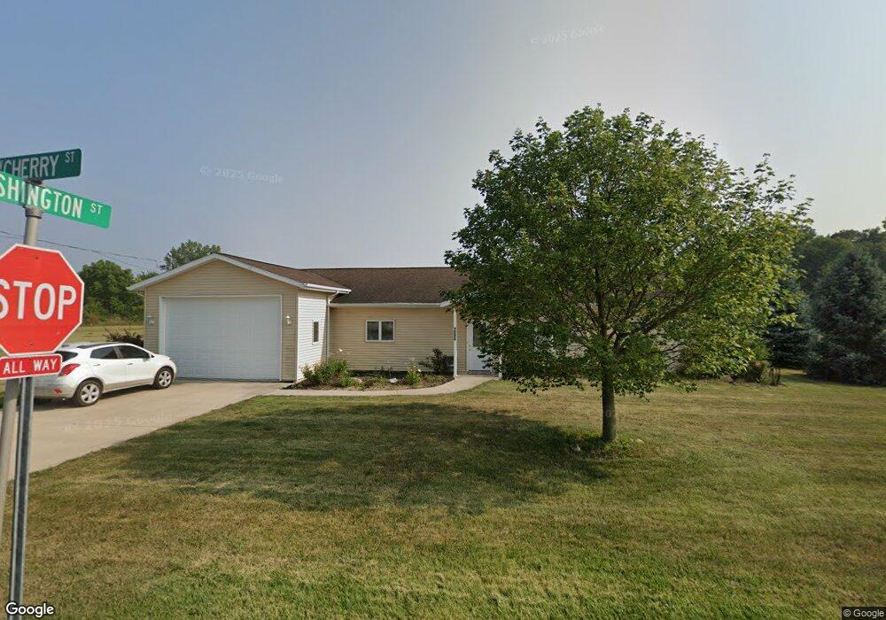 1590 W Cherry St, Bluffton, IN 46714 - photo 1