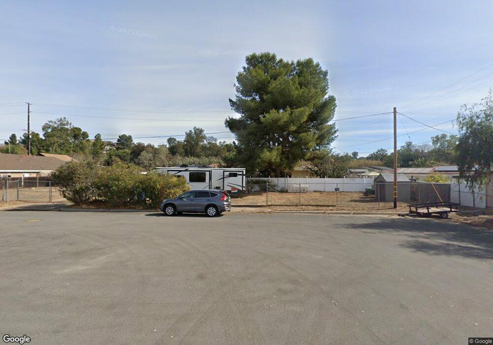 13738 Somerset Rd, Poway, CA 92064 - photo 1