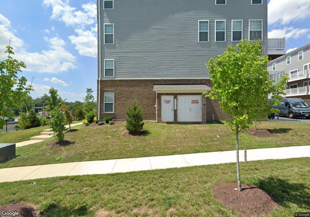 2710 Duvall Ridge Rd unit 16, Hyattsville, MD 20785 - photo 1