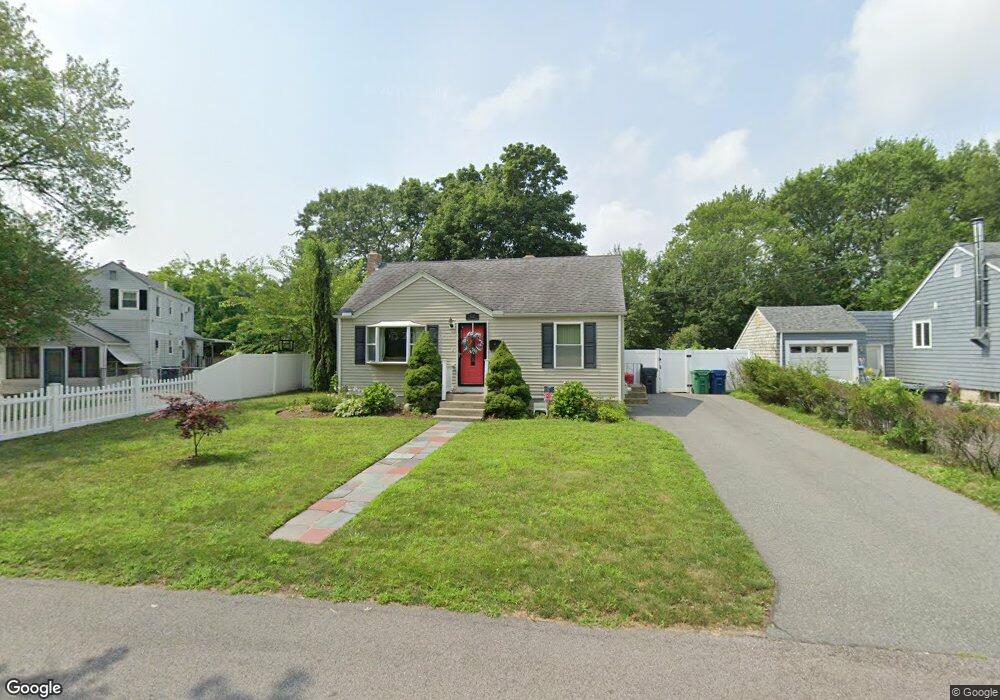 22 Betsy Williams Dr, Warwick, RI 02889 - photo 1