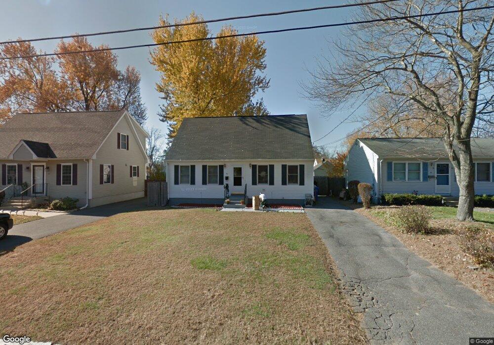 46 W Bay Path Terrace, Springfield, MA 01109 - photo 1