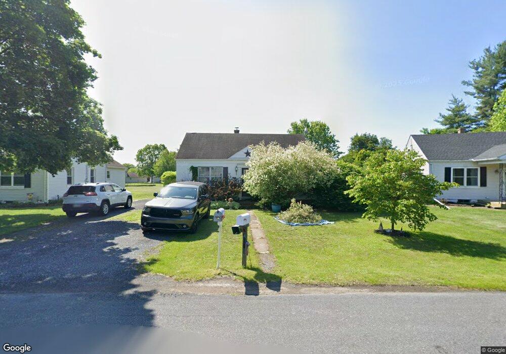 4560 Daisy Ave, Orefield, PA 18069 - photo 1