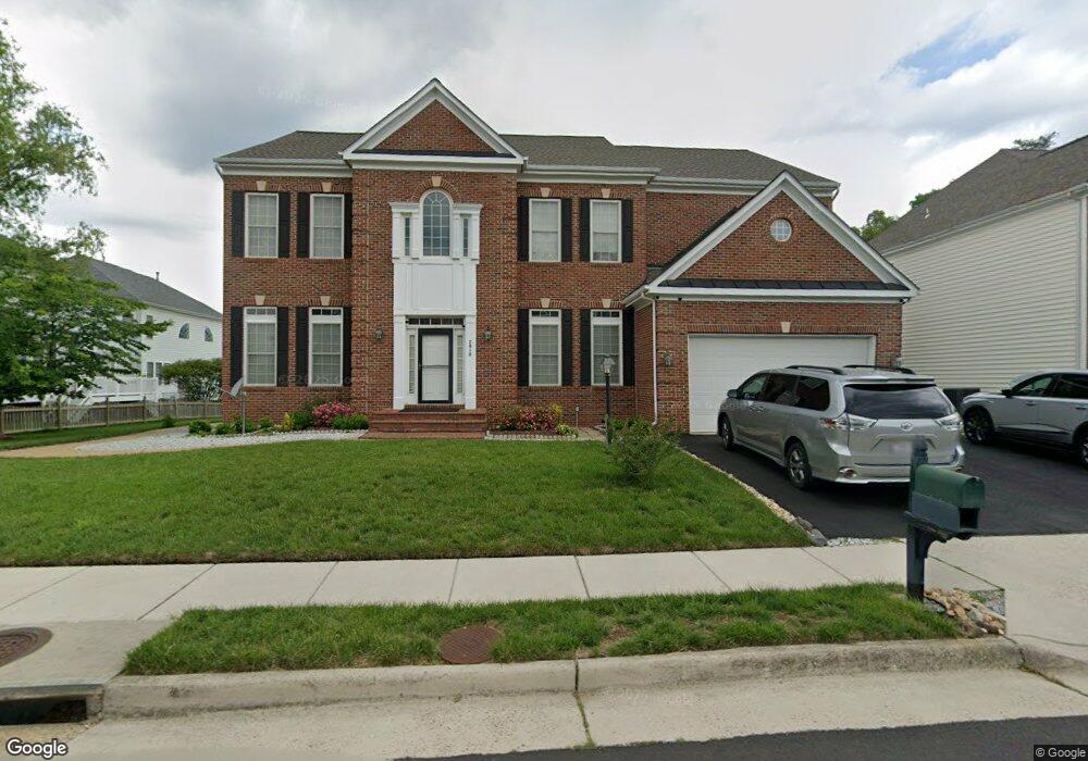 7810 Rose Garden Ln, Springfield, VA 22153 - photo 1