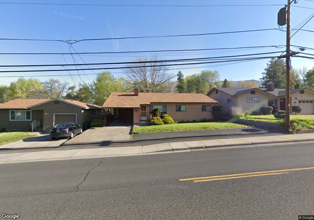 5025 Shasta Way, Klamath Falls, OR 97603 - photo 1