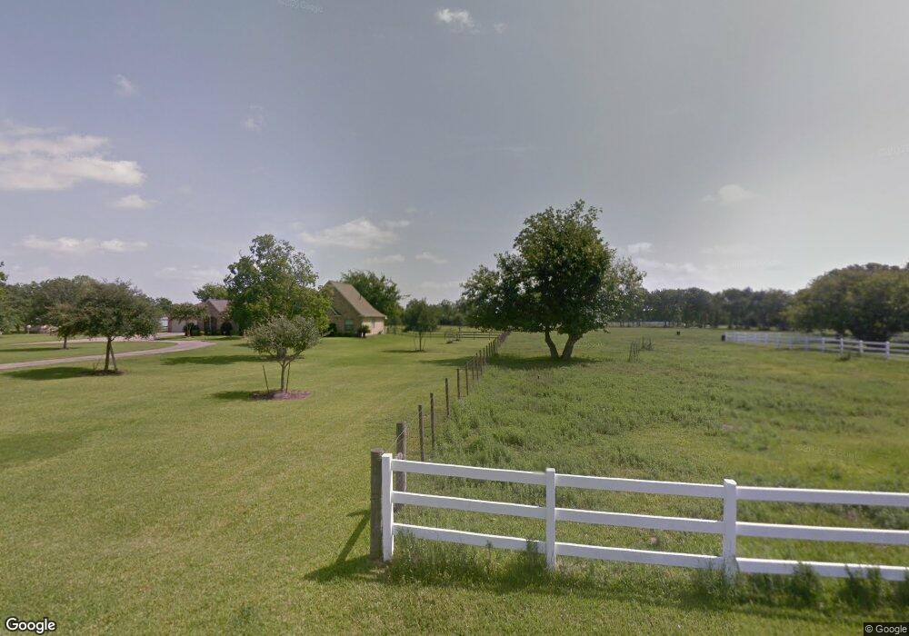 1104 County Road 150 unit L, Alvin, TX 77511 - photo 1